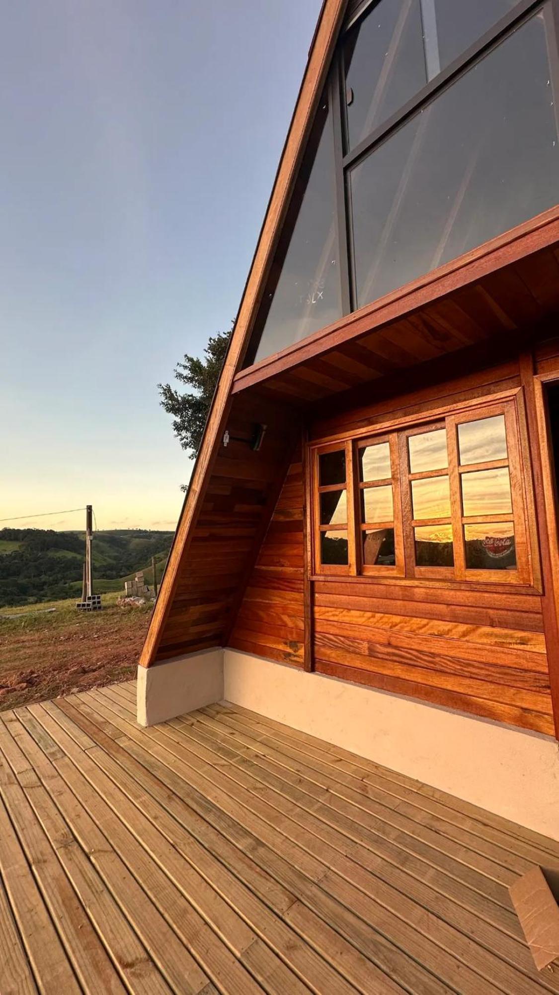 Suisse Chalet By Montjacui - Com Jacuzzi Cunha Extérieur photo